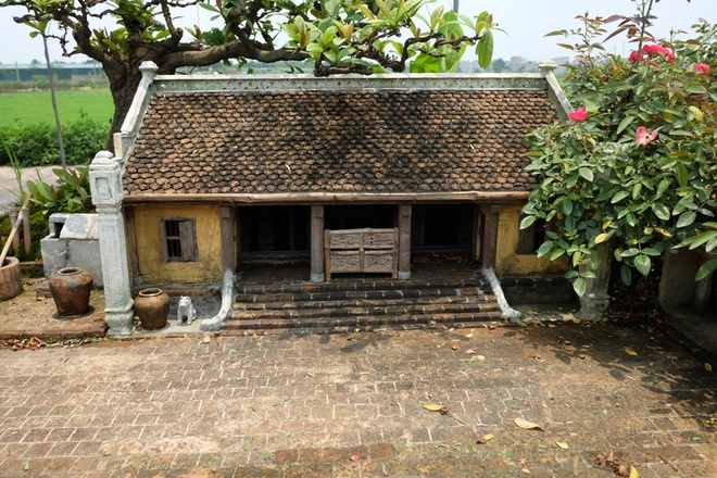 Ngôi nhà thuần việt Bắc Bộ mini được dựng trên không gian 2 mét vuông mô phỏng hình ảnh ngôi nhà cấp 4 ở Bắc Bộ 